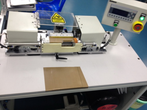 貼黃膠機(jī)-軟包鋰電池